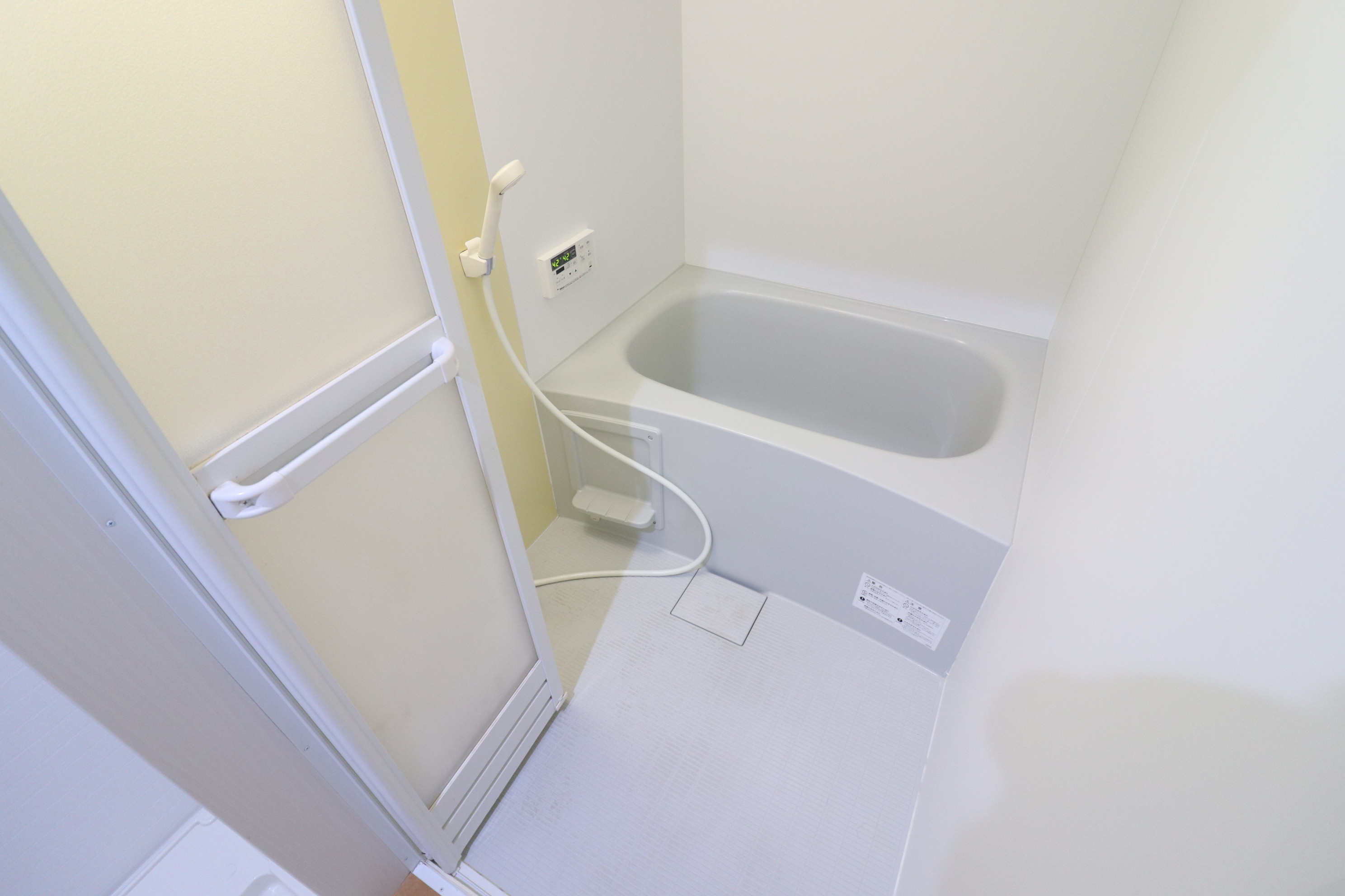 バス・シャワールーム　※同物件別部屋の参考写真・現況優先