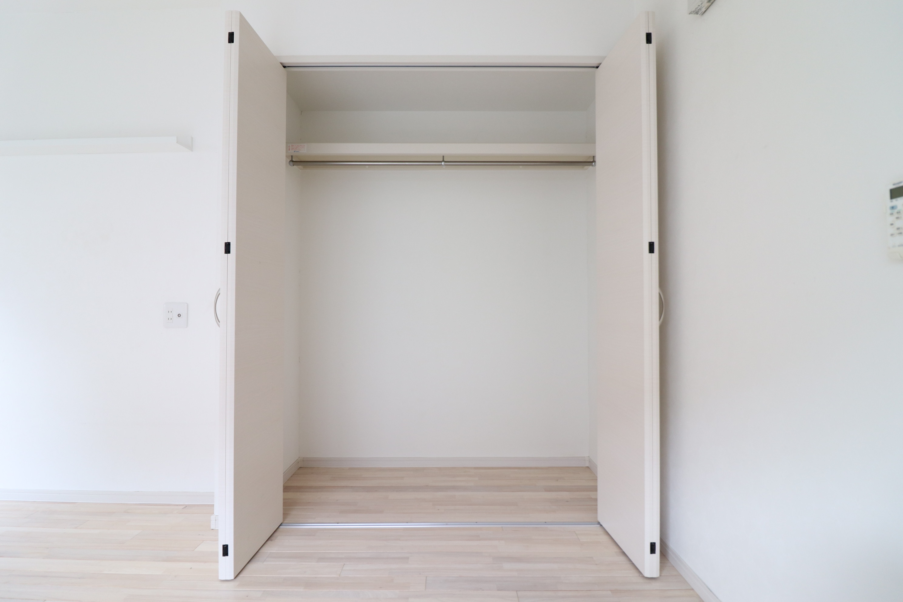収納　※同物件別部屋の参考写真・現況優先