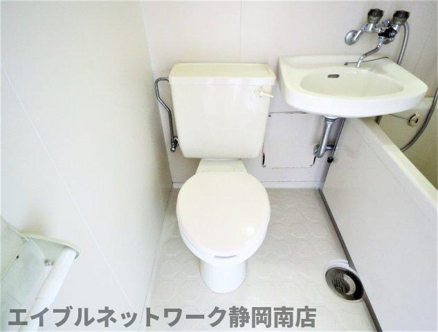 トイレ　トイレです