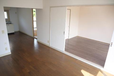 居室・リビング　リビング