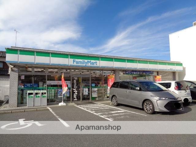 コンビニ　ファミリーマート（コンビニ）まで4355m