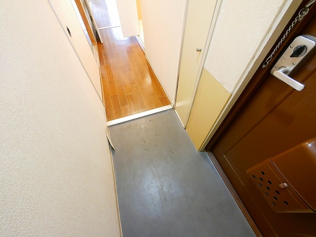 玄関　シンプルで使いやすい玄関です