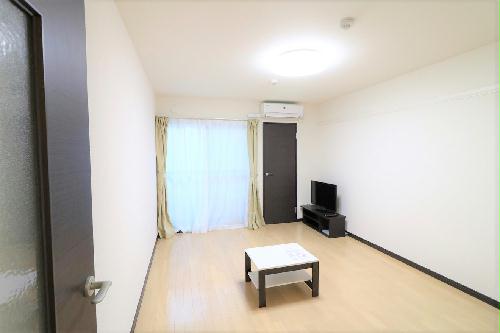 居室・リビング　当社人気のレオネクスト！モダンな色合いが好きな方へおススメ