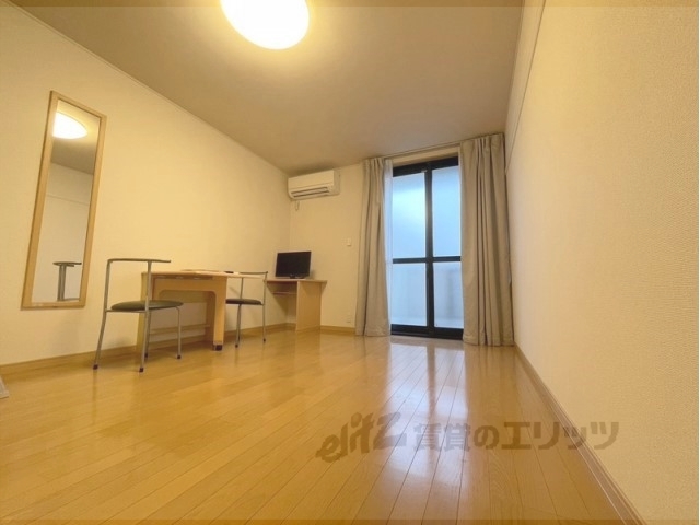 居室・リビング　洋室