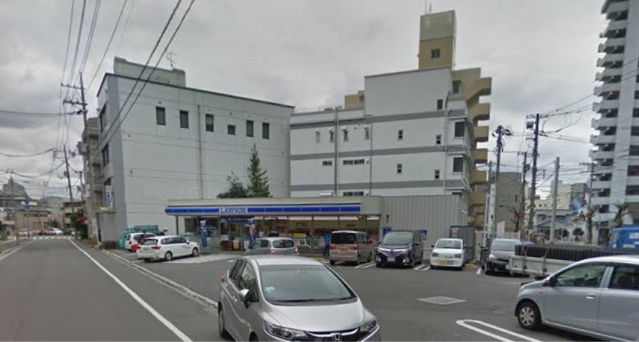 コンビニ　ローソン広島光町東店（コンビニ）まで490m