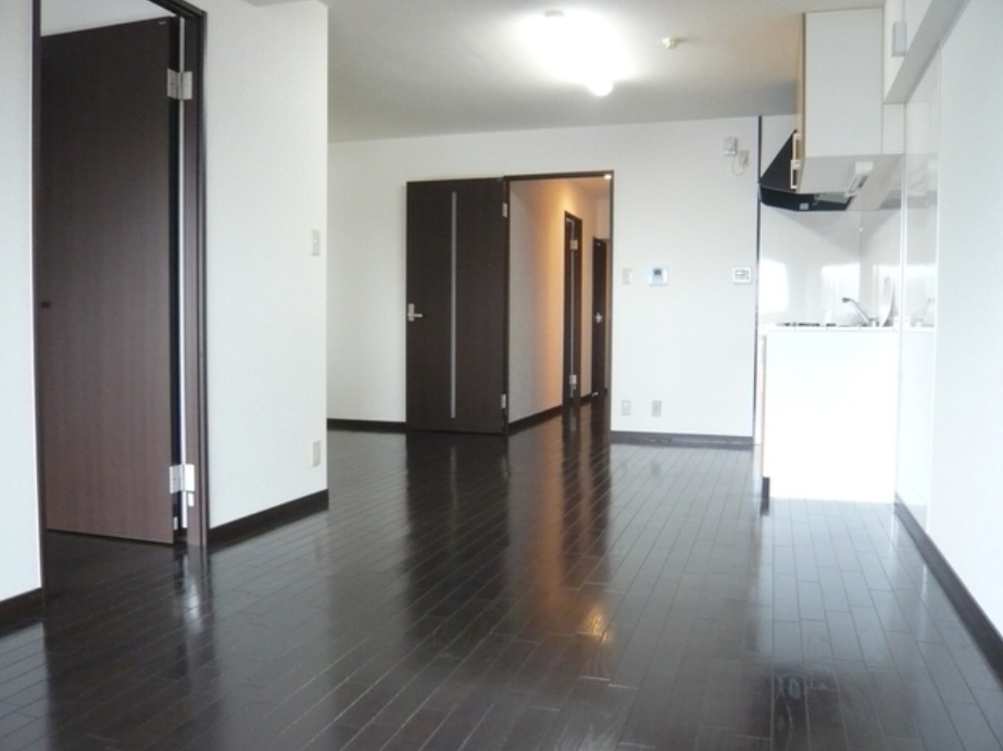 居室・リビング　（写真は同物件イメージ）