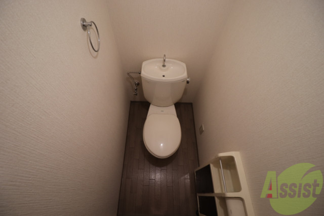 【神戸市北区谷上西町のアパートのトイレ】