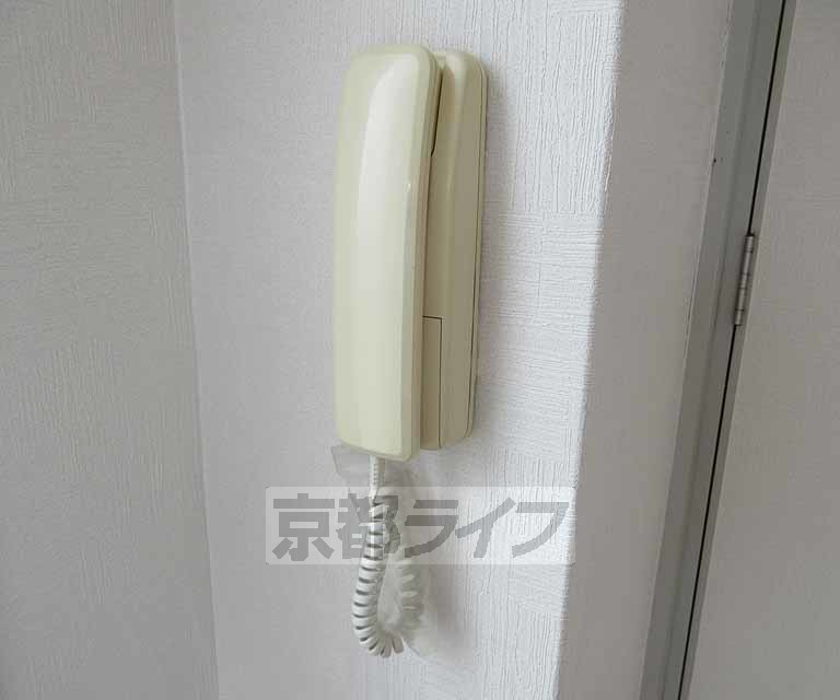 その他設備　インターホン付き・