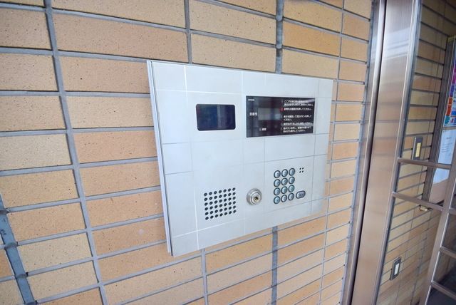 【横浜市西区浅間町のマンションのセキュリティ】