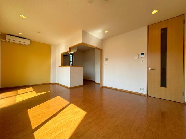 居室・リビング　同型　現況優先