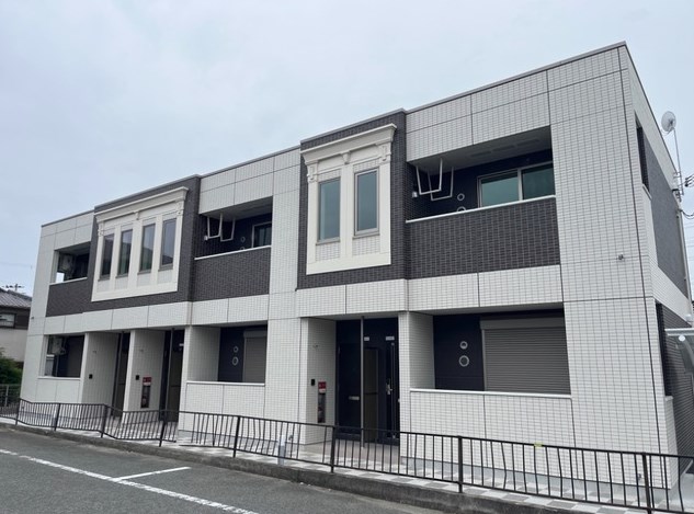 姫路市網干区垣内中町のアパートの建物外観