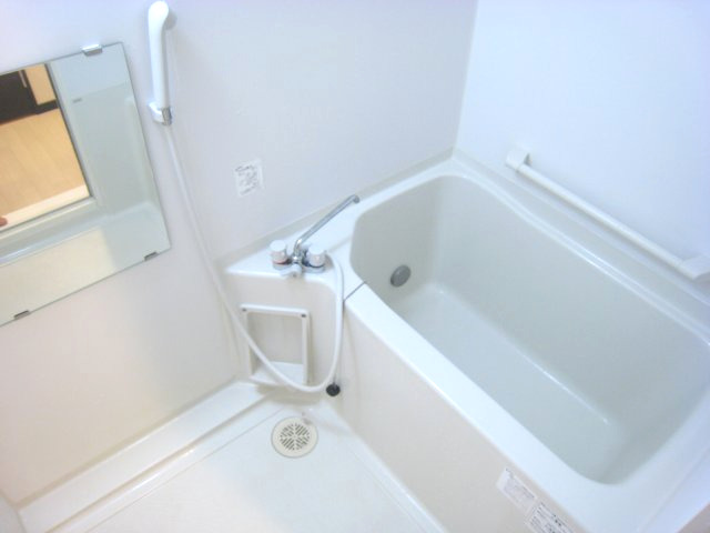 バス・シャワールーム　カラーパネルの色は異なる場合があります。