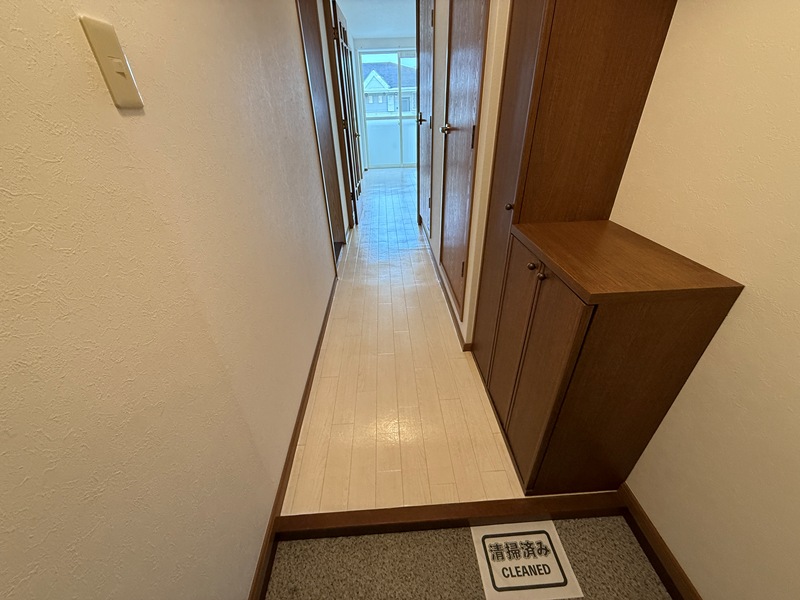 【姫路市勝原区下太田のアパートの玄関】