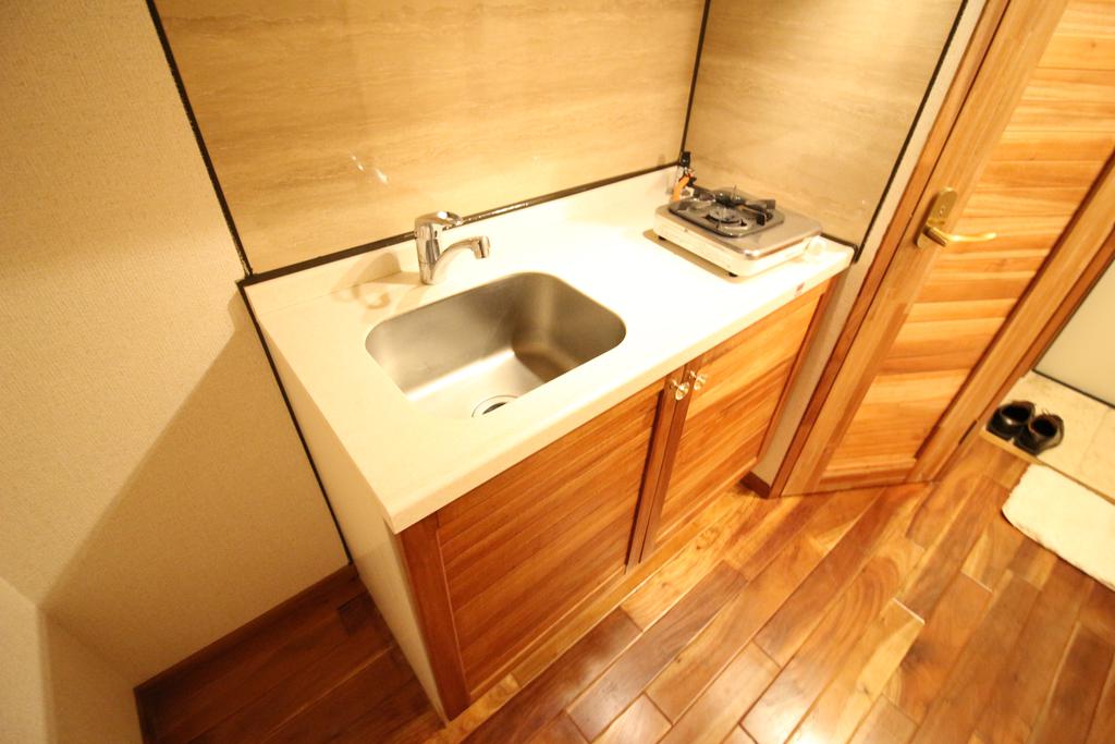 洗面設備　１口ガスコンロ付きキッチン