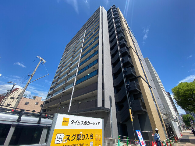 【プレサンス神戸セレスティアの建物外観】