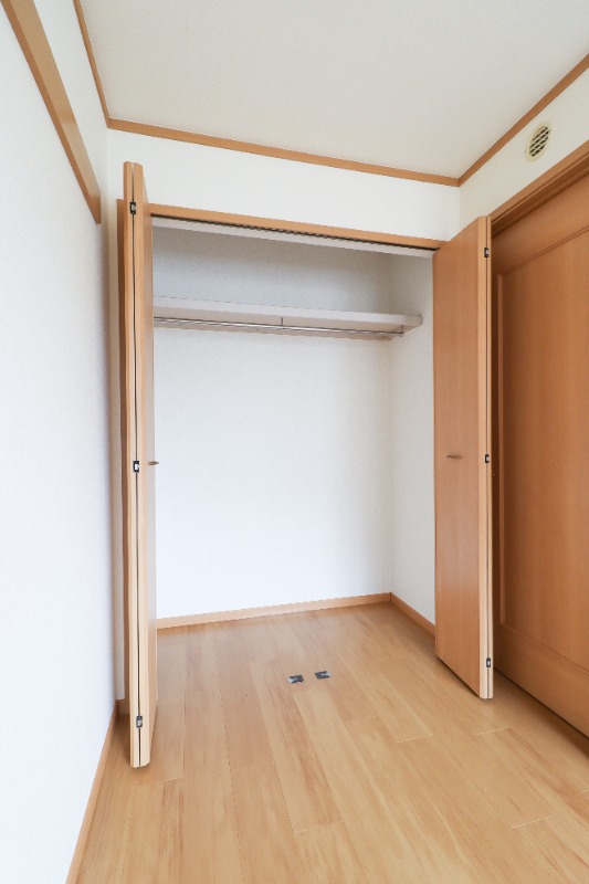 収納　図面と現状が相違がある場合には現状を優先