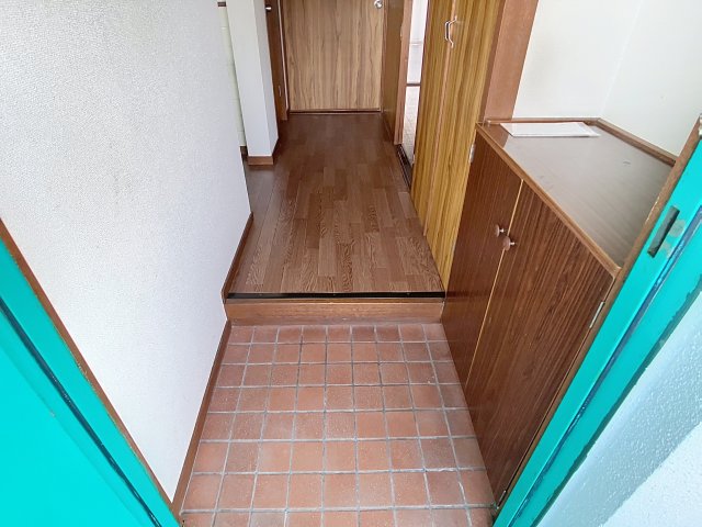 玄関　2025年10月撮影