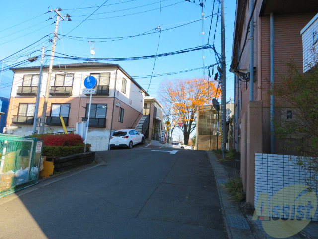 【仙台市青葉区台原のマンションの駐車場】