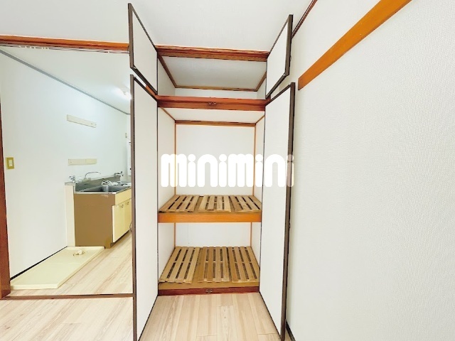 収納　奥行のある収納です