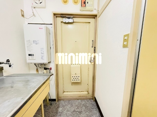 玄関　玄関です