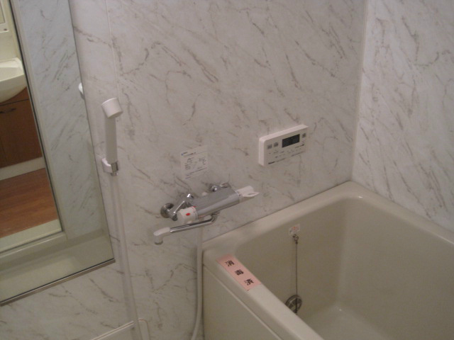 バス・シャワールーム　同型タイプ