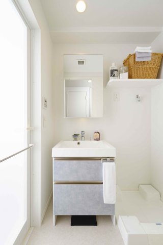 洗面設備　洗面所です