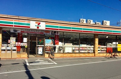 コンビニ　セブンイレブン 越谷蒲生愛宕町店（コンビニ）まで253m