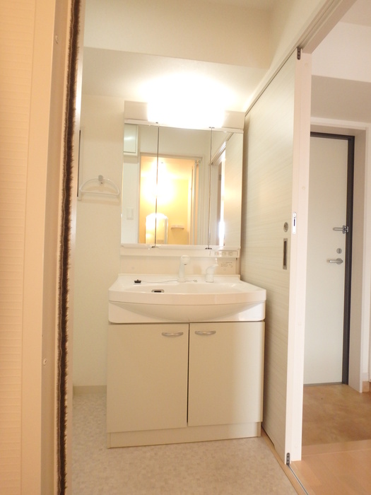 洗面設備　※同系タイプ