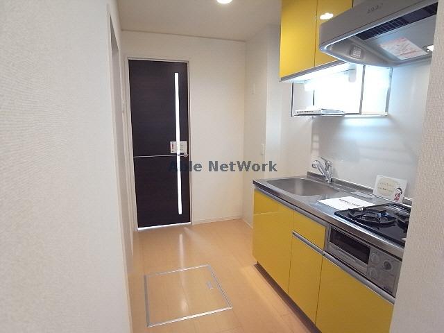 キッチン　※同物件別部屋参考写真
