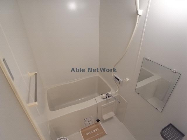 バス・シャワールーム　※同物件別部屋参考写真