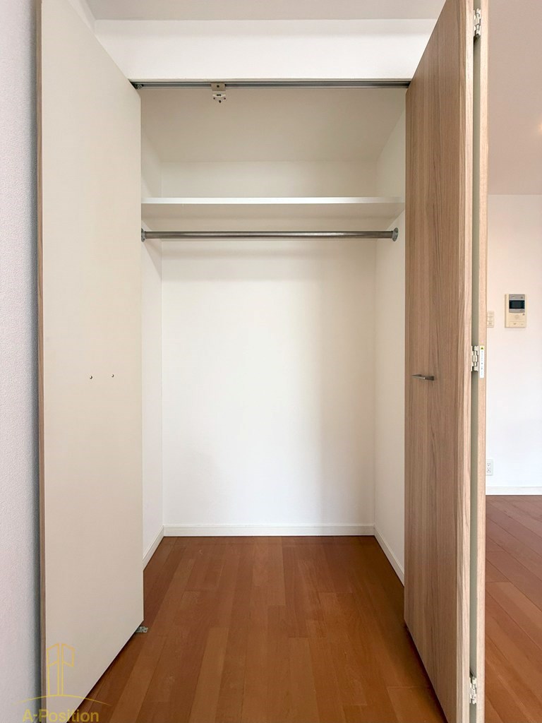 収納　スワンズシティ難波ノーブル