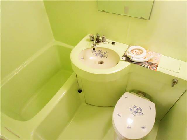 バス・シャワールーム