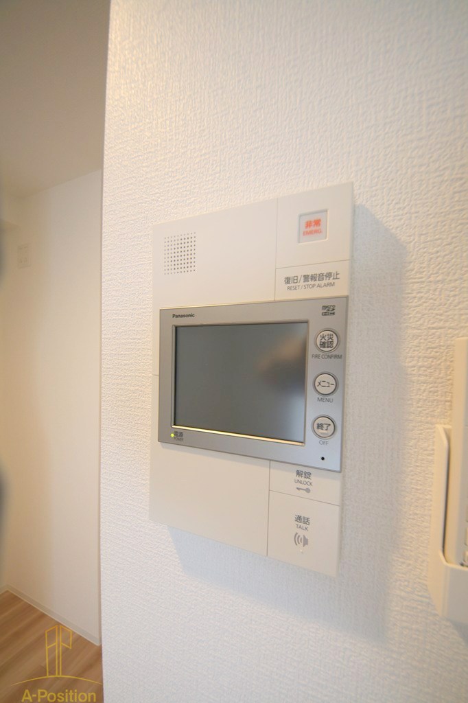 セキュリティ　セレニテ難波リアン