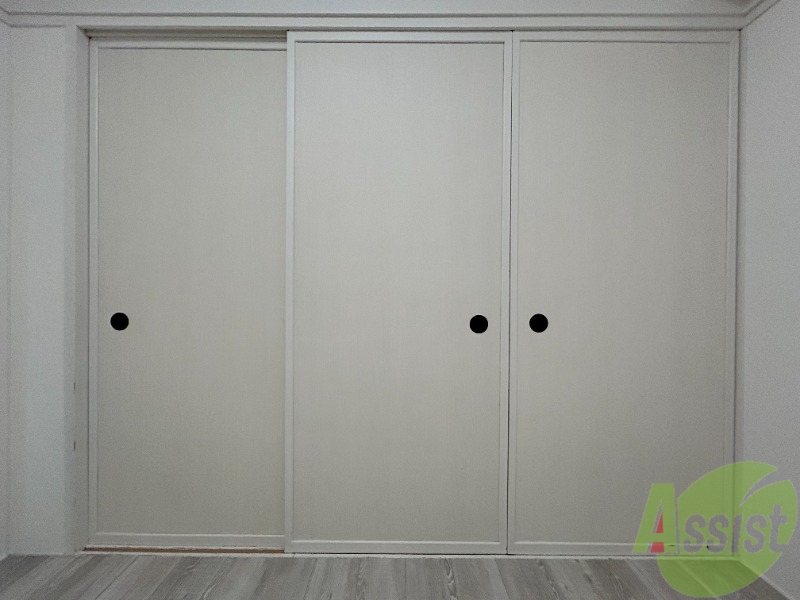 収納　こちらは収納です。全体的に白色で統一されていますね。