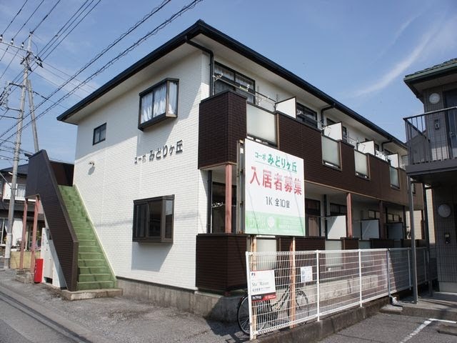 建物外観　2階建て10世帯です♪