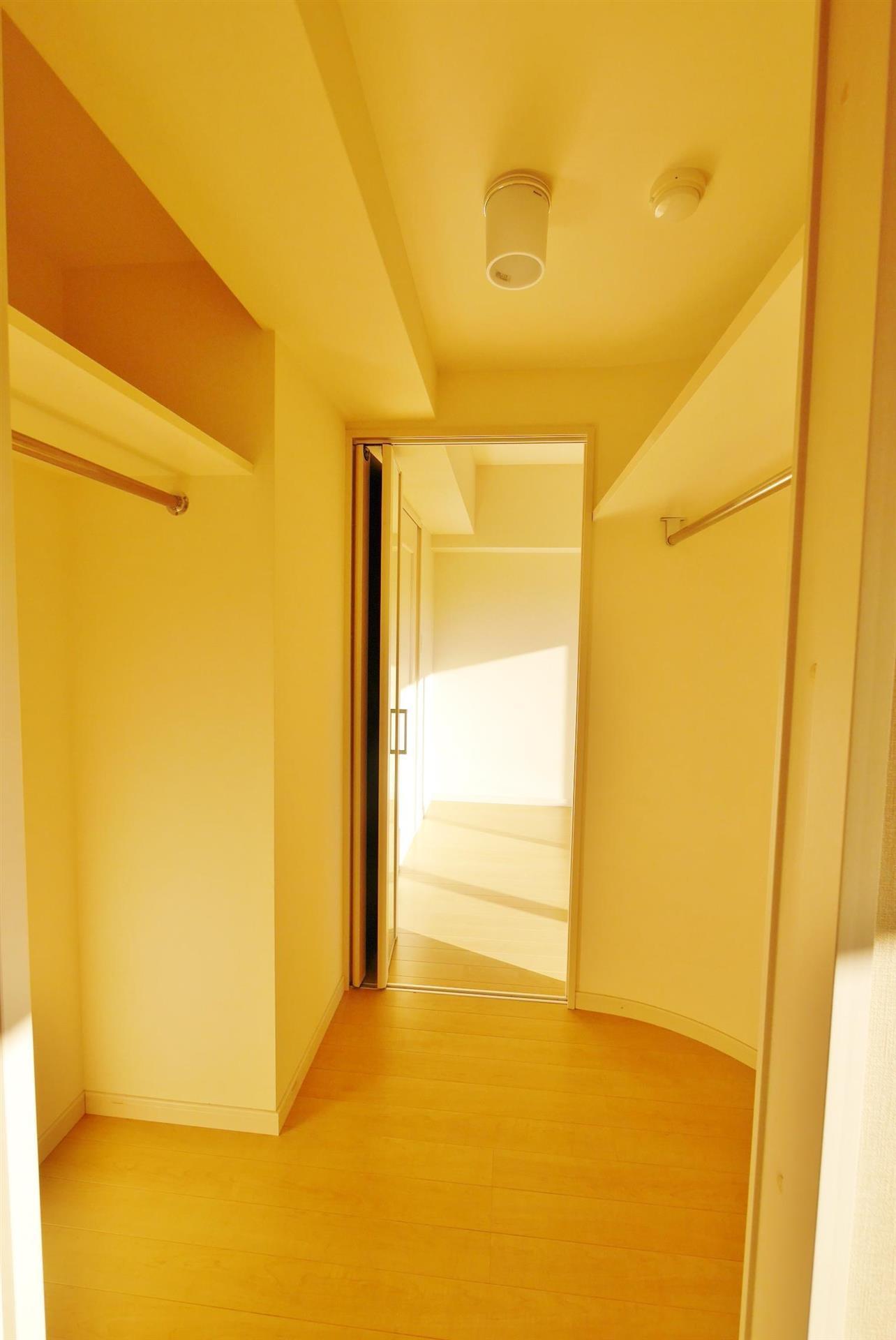 その他　日当たり良好の室内