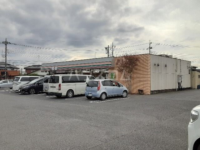 コンビニ　セブンイレブン 古河南店（コンビニ）まで652m