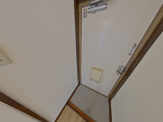 玄関　※別部屋の写真です