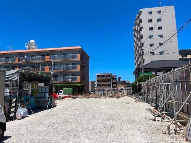 建物外観　建築現場