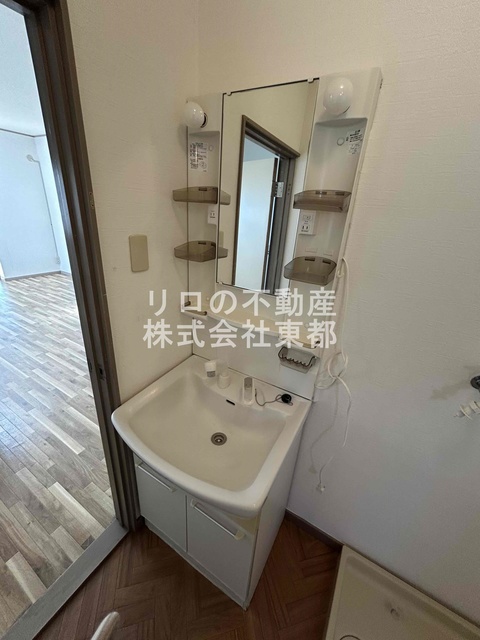 洗面設備　ヘアセットも簡単洗髪洗面化粧台タイプ☆