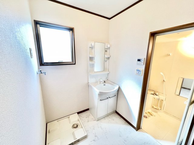 洗面設備　※別部屋参考写真