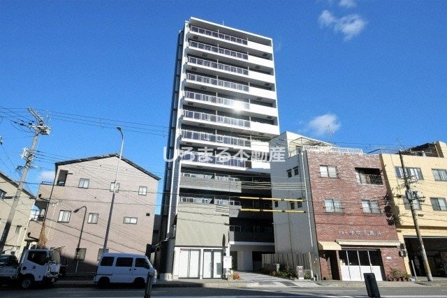 プレサンスＮＥＯ九条ディアシスの建物外観