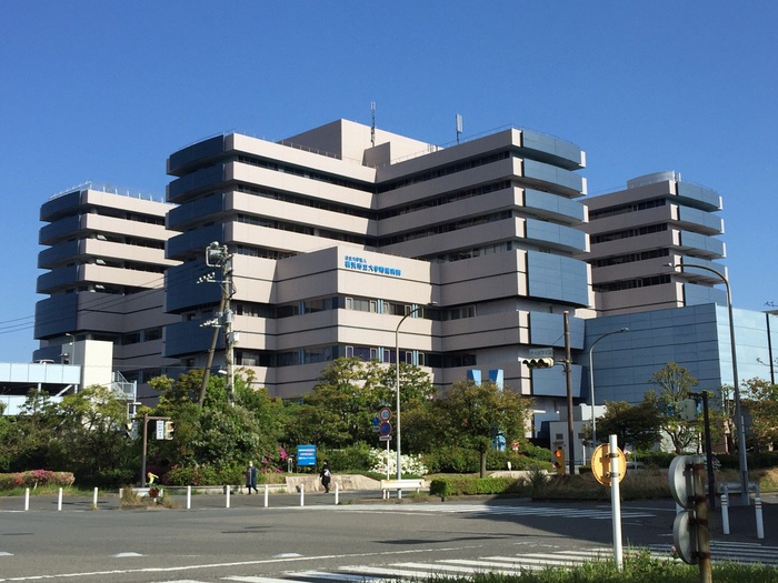 病院　横浜市立大学病院（病院）まで1000m