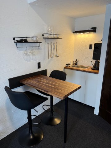 キッチン　食器・調理器具完備のキッチン