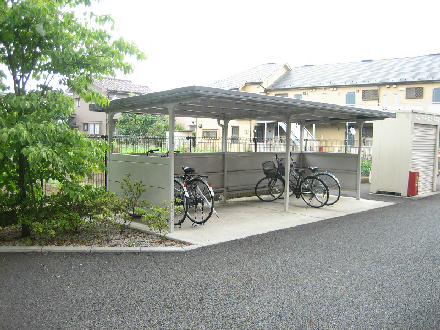 その他共有部分　駐輪場は自転車・バイクの駐輪（月額2，000円）が可能
