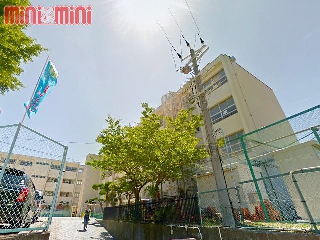 小学校　神戸市立塩屋小学校（小学校）まで2083m