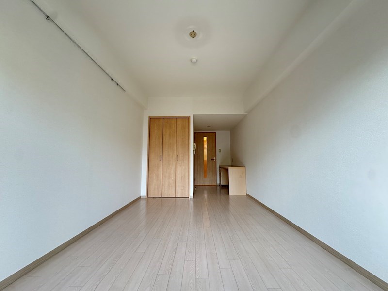 居室・リビング　洋室10.5帖の御部屋です