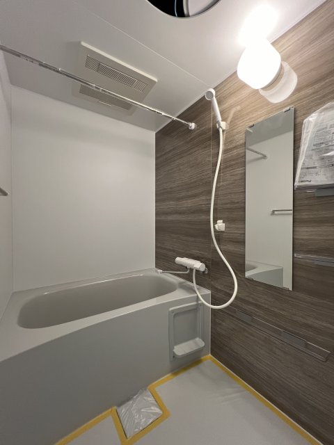 バス・シャワールーム　同物件別号室の写真です。