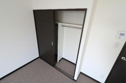 収納　大型クローゼットにより女性の方でも収納が安心！