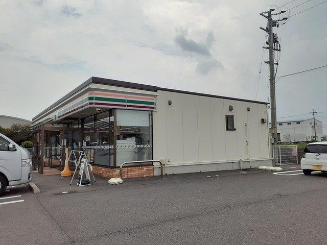 コンビニ　セブン-イレブン 琴浦逢束店（コンビニ）まで120m